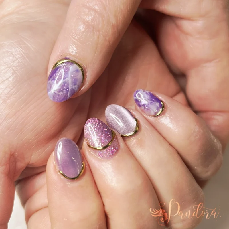 Gemstone glamour and golden details! 🔮✨ We cannot get enough of the enchanting mix of textures showcased in this set!