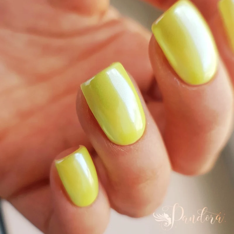 Neon glow and glazed perfection! 🍋✨ We are absolutely living for the vibrant, electrifying energy in 2026-08-16 - pic.png! This